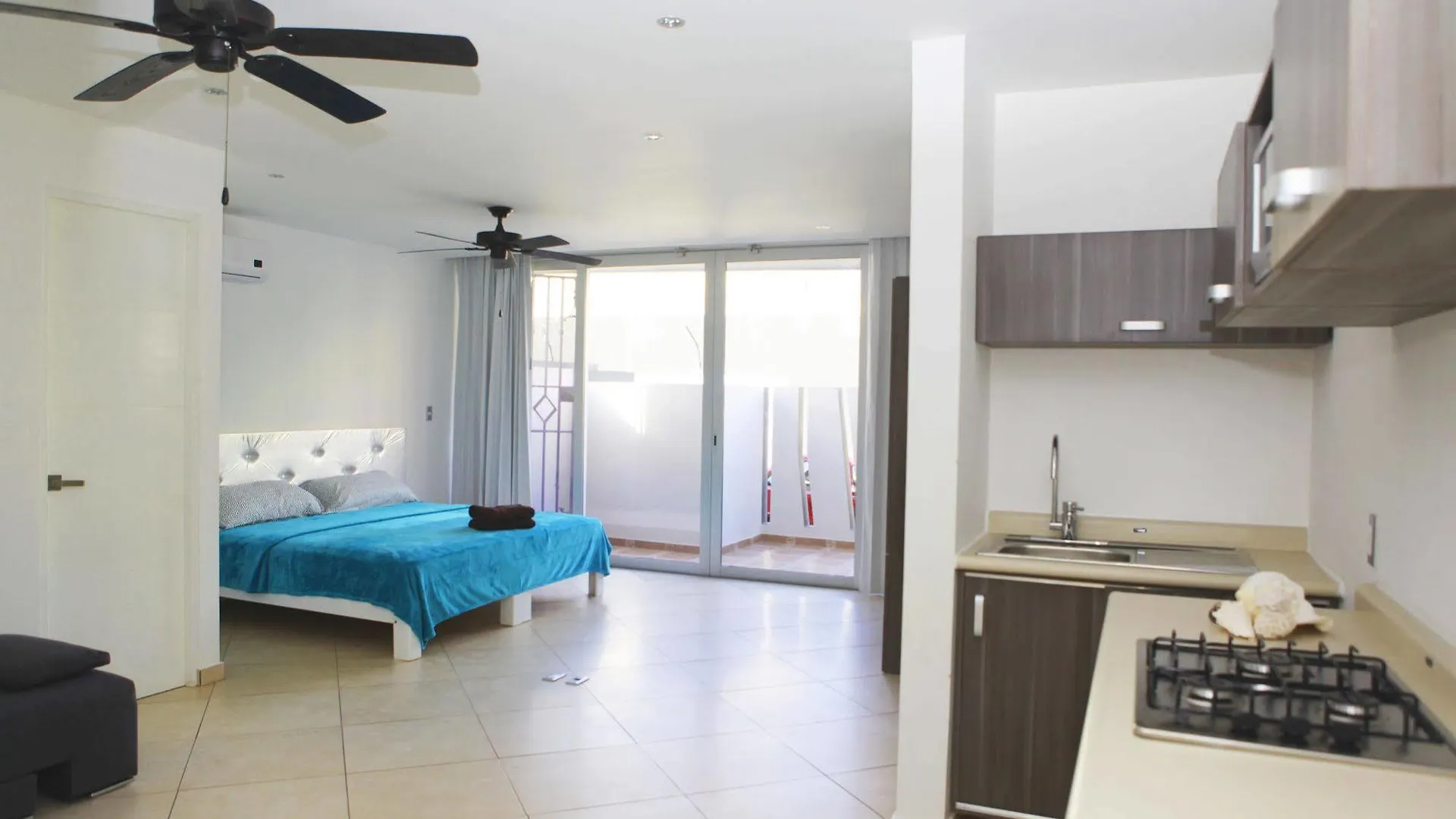 Iris Studios & Apartments Playa del Carmen 0*,